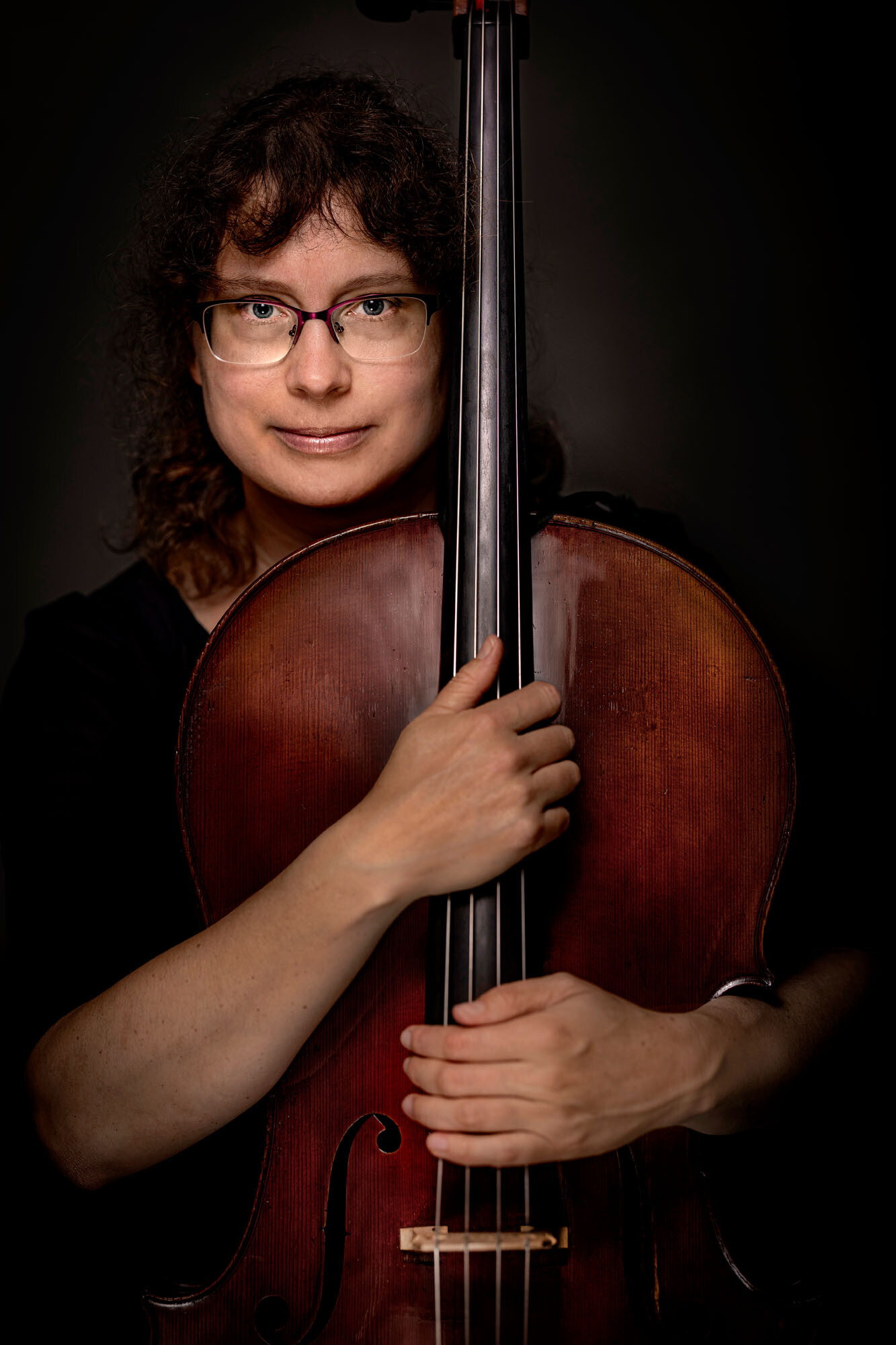 Portrait von Julia Schumann, stellvertretende Solocellistin am Theater Lüneburg